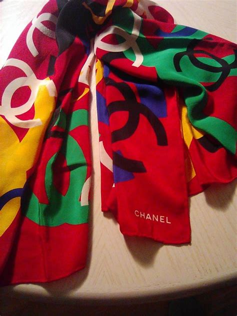 seidentuch chanel|Chanel artwork.